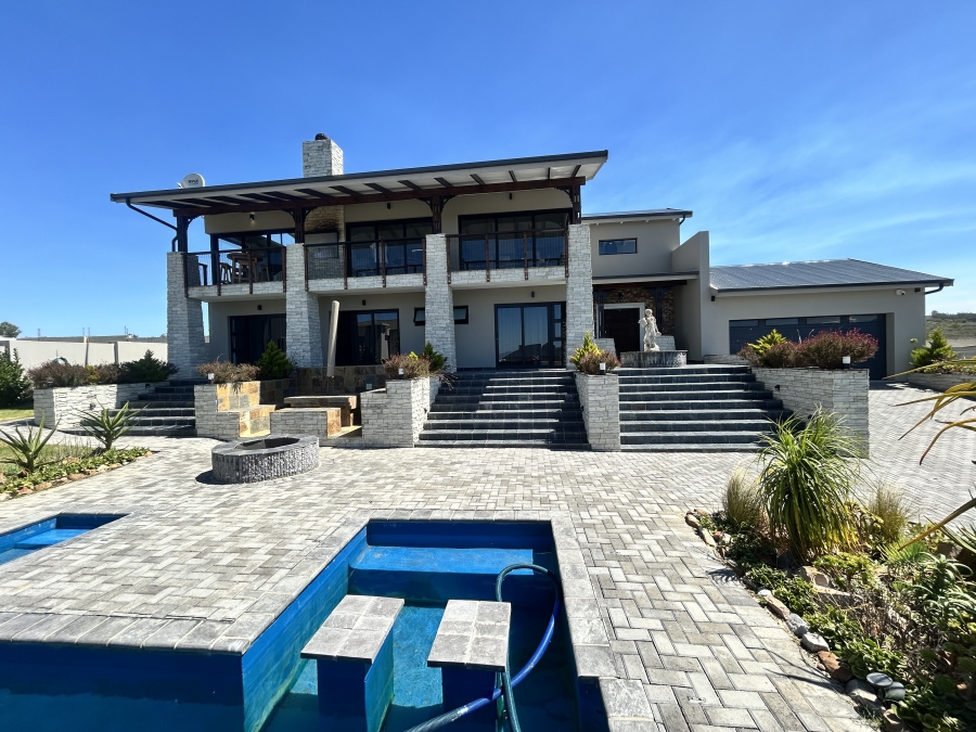 3 Bedroom Property for Sale in Wavecrest Eastern Cape